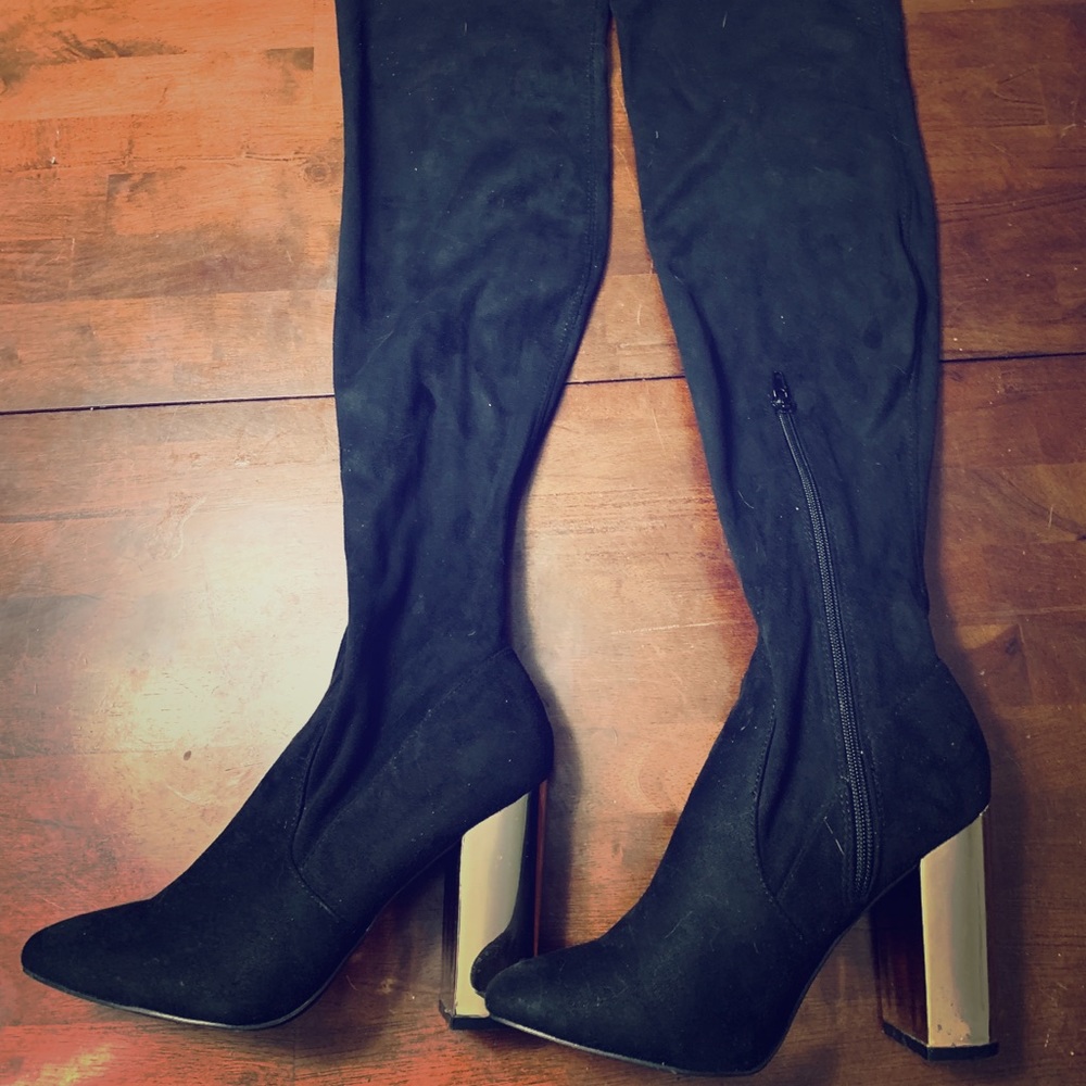 Boots size 7